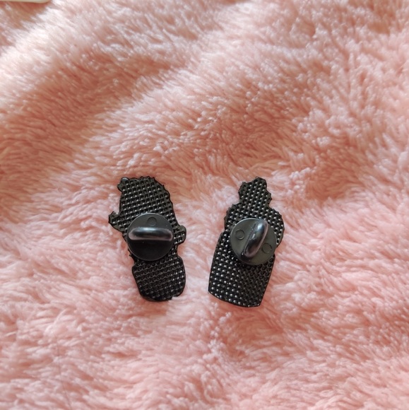 3pc Set CACTUS ENAMEL PINS - Picture 6 of 7